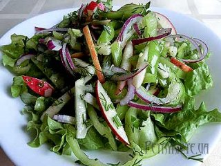 Вітамінний салат з болгарським перцем